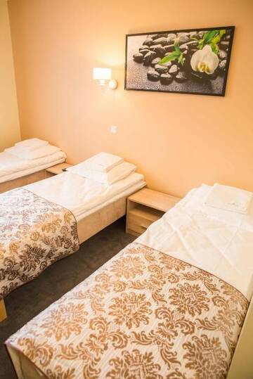 Фото номера Стандартный трехместный номер Отель Ankur Hotell г. Муствеэ 17