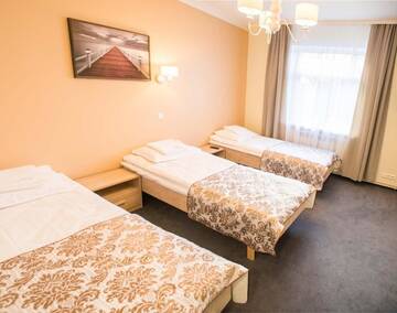Фото номера Стандартный трехместный номер Отель Ankur Hotell г. Муствеэ 19